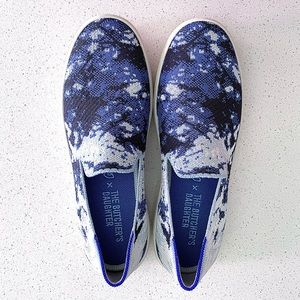 ❌ SOLD ❌ Rothys Shibori Sneakers